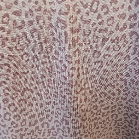 Mondetta Womens Blush Pink Leopard Print  Long Sleeve Sweater Sweatshirt… - Picture 14 of 16